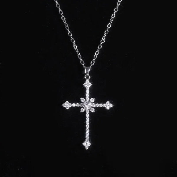 1pcs Imitation White Gold-color Necklace Ladies Cold Wind Full Of Diamonds Star Mango Shining Cross Pendant Jewelry
