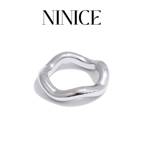 NiNice Minimalistic Stainless Steel Glossy Metal Round Finger Ring for Women 18K PVD Plated Texture Daily Jewelry Gift