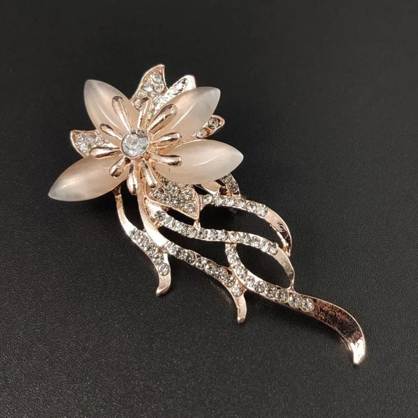 Exquisite Flower Brooch for Women Men Eye-Catching Accessory for Stage&Special Occasions Memorable Gift Item Jewelry Party Gifts