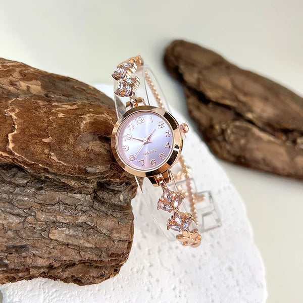 Fashionable Elegance Ladies' Three-Leaf Clover Watch Arabic Numerals Simple Diamond-Encrusted Luxurious Adjustable Quartz Bracel