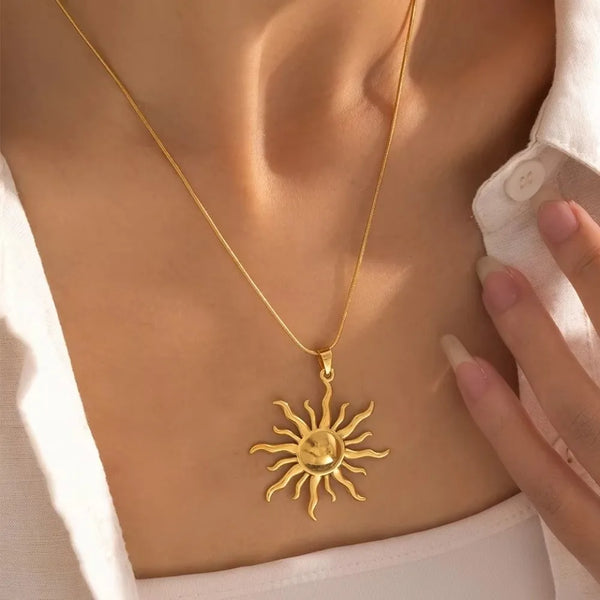 New 316L Stainless Steel Sun Pendant Necklace Golden Concise Solar Lobster Clasp Necklace Jewelry Gift Women Girl
