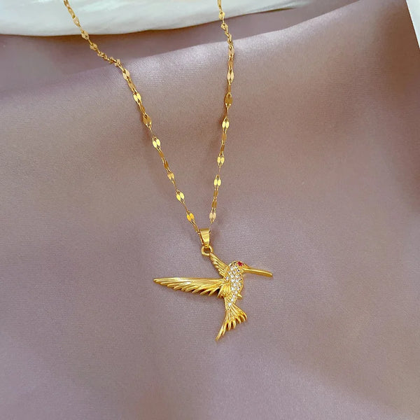 OIMG 316L Stainless Steel Gold Plated Hummingbird Bird Pendant Necklace For Women Fashion Girls Woodpecker Clavicle Chain Sexy