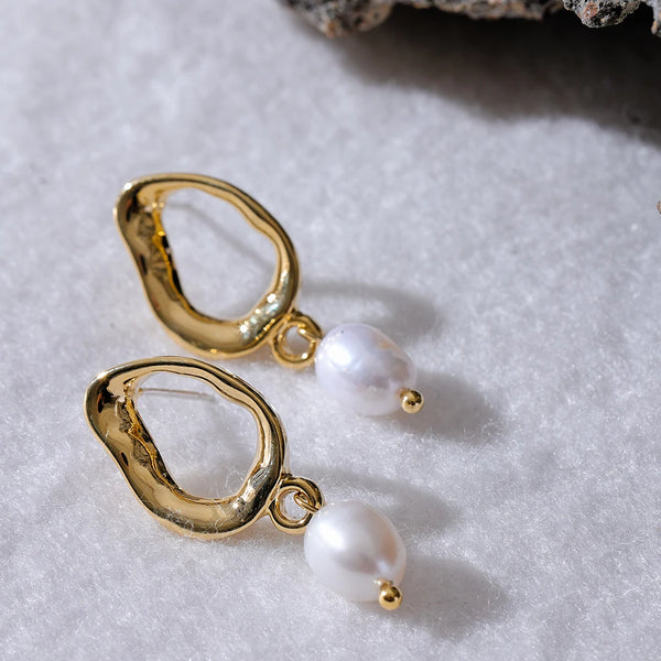 Mchic Trendy Natural Pearl Geometric Hollow Drop Earrings for Women Charm Gold Silver Color Versatile Jewelry Accessories Gift
