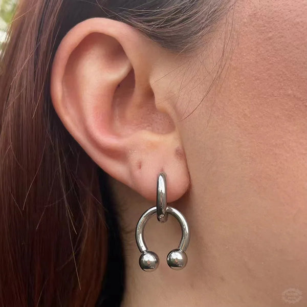 2 Pcs Fashion Horseshoe Round Beads Hollow Simple Stainless Steel Silver Color Earrings Women Prom Daily Party Gift Jewelry
