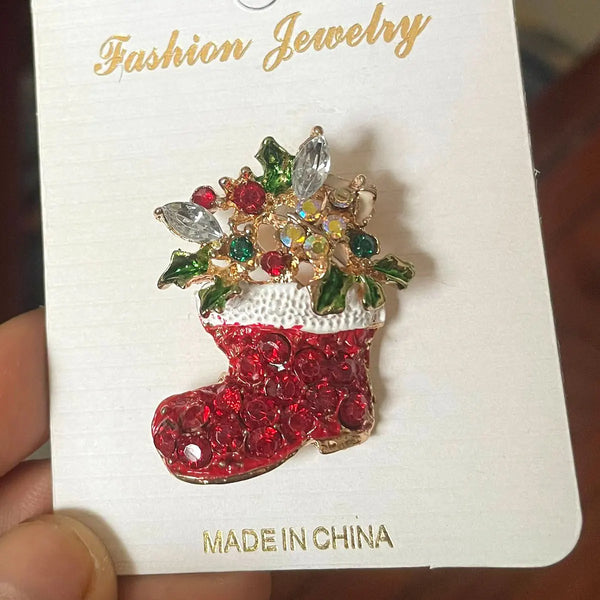Christmas Brooch  For Women Men Wife Rhinestone Xmas Enamel Red Hat & Socks Deer Pins Fashion Jewelry Winter New Year Jewelry