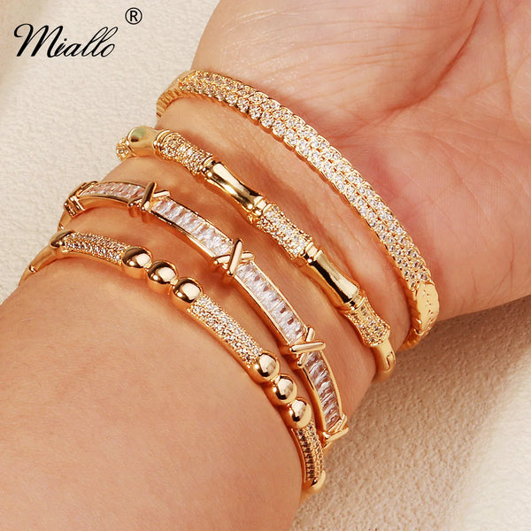 Newest Fashion Copper and Zirconia Bangle for Women Unique Design Sense Bangles Daily Jewelry Accesssories As a Gift